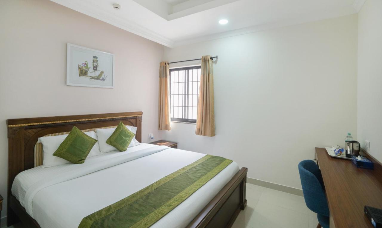 Treebo Trend Madras Inn Exterior foto