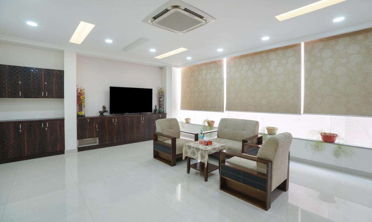 Treebo Trend Madras Inn Exterior foto